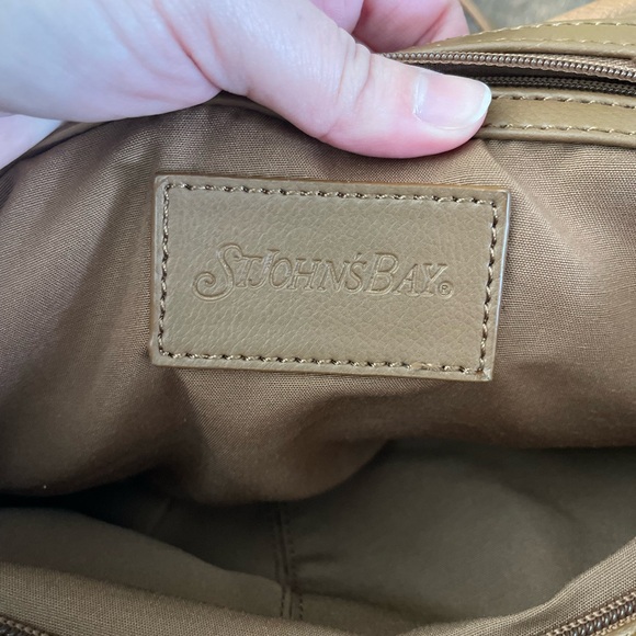 St. John's Bay Tan Leather Shoulder Bag - Picture 7 of 7